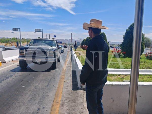 Transportistas y productores liberan Caseta Sacramento