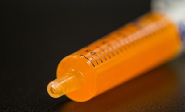 Catean tres inmuebles en Sonora en operativo para dar con el responsable de administrar sueros 