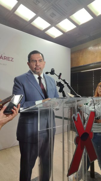 Señala alcalde narrativa “irresponsable” por críticas de Maru; insiste en que adeudos son heredados