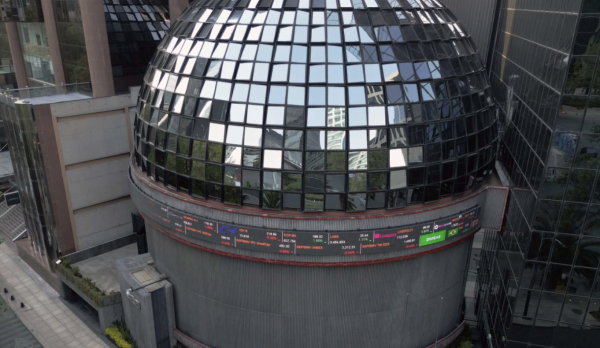 Bolsa mexicana avanza con fuerza en mercado animado por alto el fuego de EU e Irán