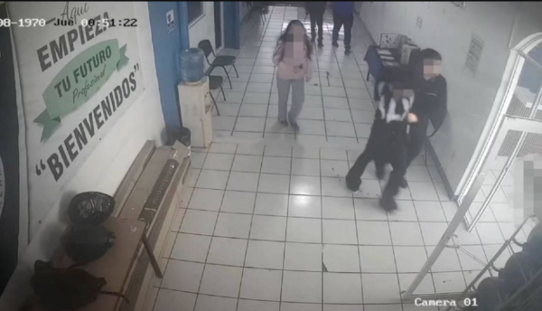 Estudiantes desarmaron a Osmar 