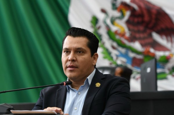 Pide Roberto Carreón al Gobierno Federal frenar entrega de agua de Chihuahua a Estados Unidos