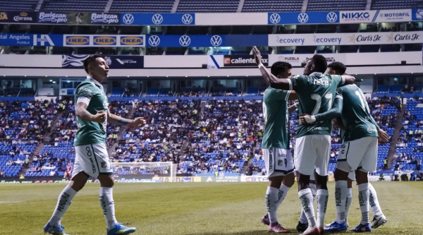 El León vence al Puebla y entra en zona de clasificación en el Clausura 2026