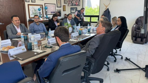 “Hay que impulsar nuevas carreras para fortalecer el desarrollo de Delicias y la región”:  Jesús Valenciano