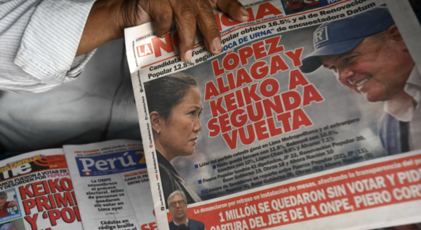 Peruanos esperan los resultados de una ajustada elección presidencial tras dos jornadas caóticas