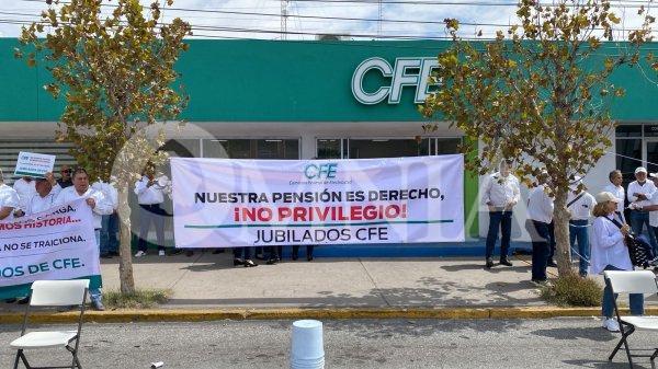 Se unen pensionados de CFE en Chihuahua a manifestación nacional por recorte a jubilaciones “Doradas”