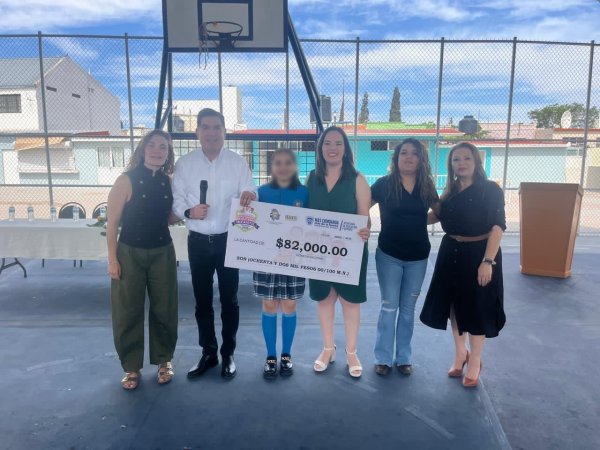 Diputado Octavio Borunda conmemora el Día del Niño con apoyo a Escuela Primaria en la capital