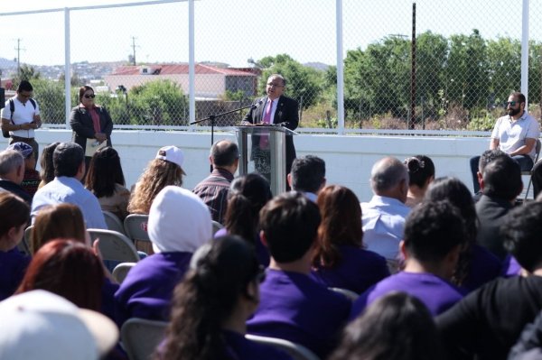 Inaugura UACH cancha de fútbol rápido en Extensión Cuauhtémoc de FACIATEC