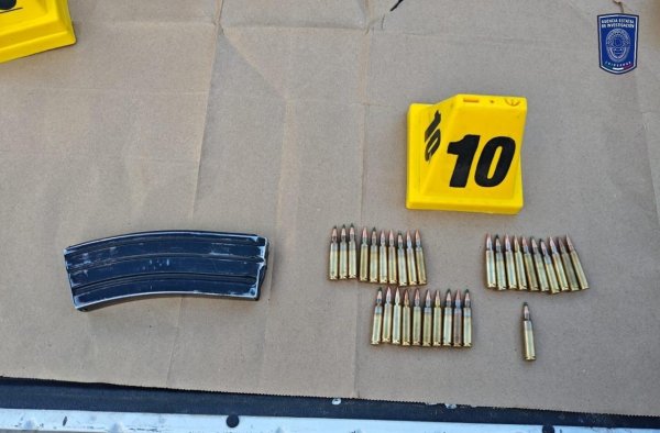 Asegura operativo conjunto pick up con cargadores y balas en Nonoava