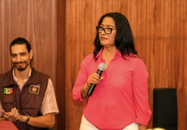 ¿Se hizo la sorda? Abelina López ignora preguntas sobre la creciente violencia en Acapulco