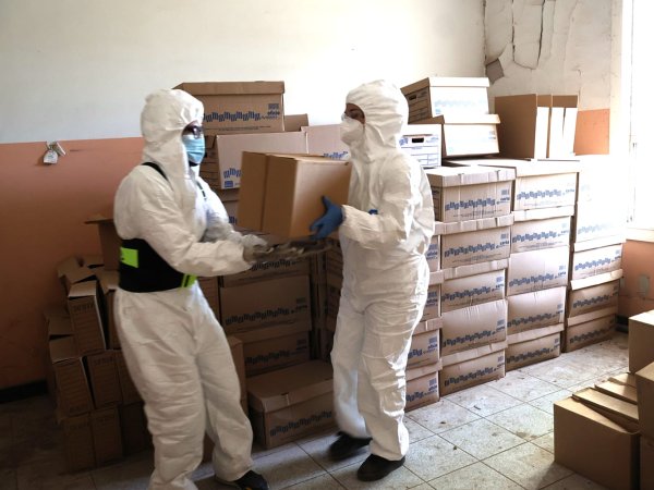 Rescata AGECH más de 700 cajas de documentación de la Fundidora de Ávalos