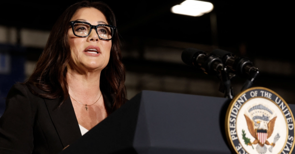 Secretaria de Trabajo de EU dejará su carga, anuncia la Casa Blanca