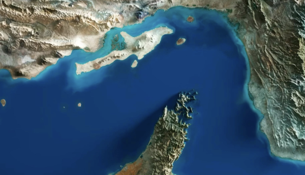 Panamá dice que un buque decomisado en Ormuz es de bandera panameña