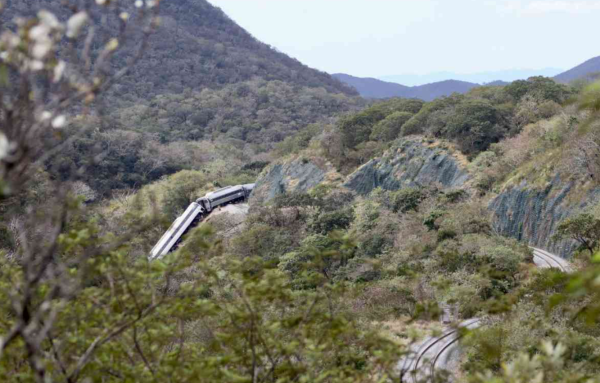 Liberan a chofer y a jefe de despachadores del Tren Interoceánico tras resarcir daño a víctimas del descarrilamiento que dejó 14 muertos