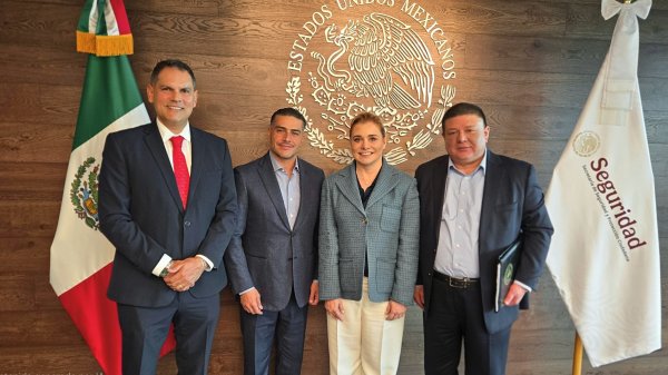 Se reúne Maru Campos con Omar García Harfuch