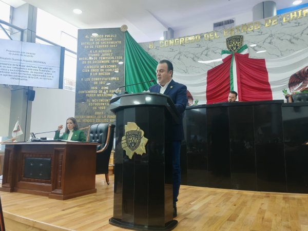 A legisladores no compete aplaudir gobiernos pero tampoco negar avances contra el narco: Memo Ramírez