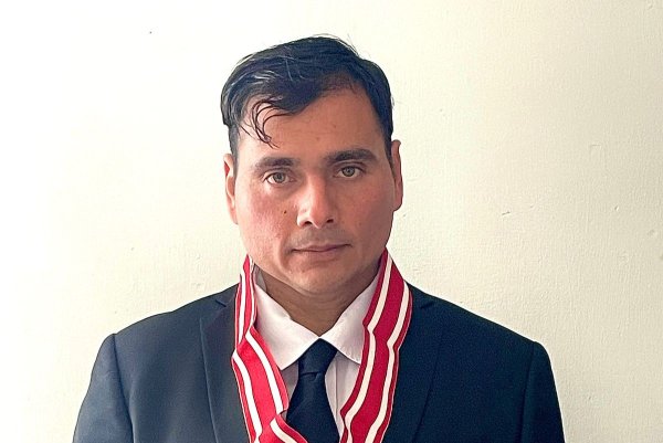 Ni izquierda ni derecha: Tradicionalista y cristiano