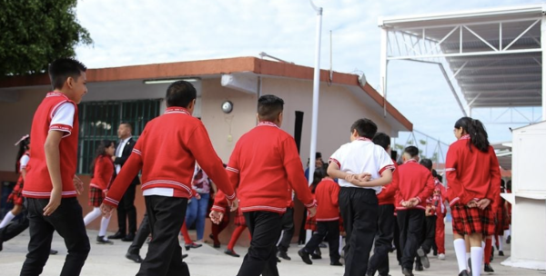 Refuerzan seguridad en escuelas de Sinaloa tras reto viral que promueve mensajes de tiroteos