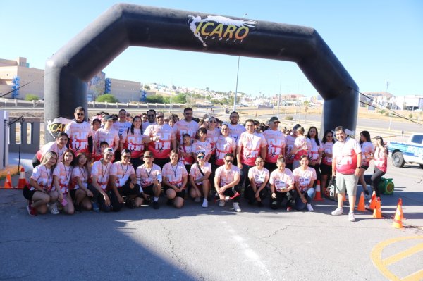 Participan 1,200 personas en la 5.ª Carrera Run Fun  UACH - Contadores Públicos