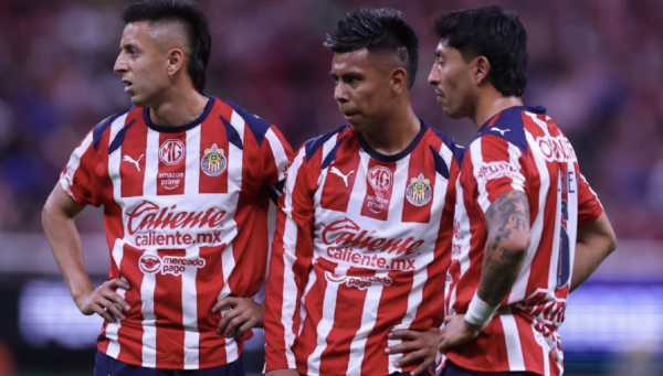 ¡Y adiós seleccionados! Chivas empata en casa ante Xolos y entrega el superliderato a los Pumas en la última jornada
