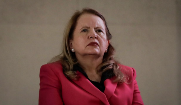 Ministra Loretta Ortiz pide licencia temporal por 