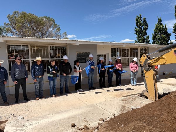 Arranca SEyD construcción de techumbre en plantel de Cusihuiriachi