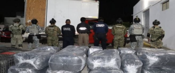 Aseguran en Huimanguillo, Tabasco, media tonelada de droga; detienen al que la transportaba