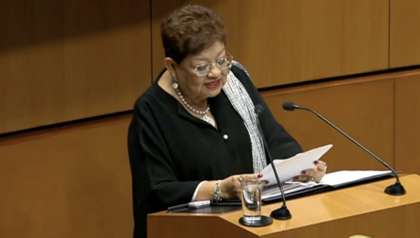 FGR no tiene pretextos para no combatir al crimen, admite Ernestina Godoy en comparecencia en el Senado