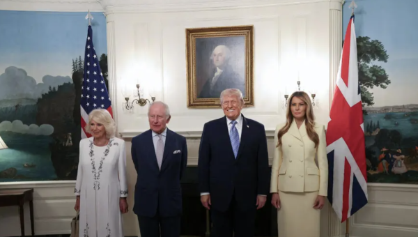 Melania y Donald Trump reciben a los reyes de Inglaterra en la Casa Blanca