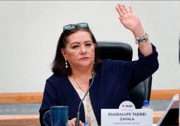 INE reducirá salario a 150 trabajadores por “plan B” de la reforma electoral