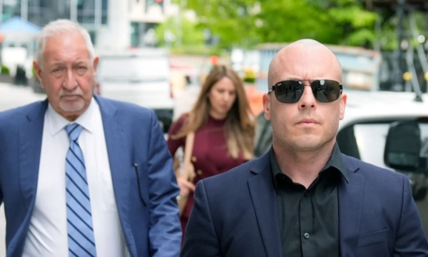 Soldado de EU usó información clasificada para ganar 400 mil dólares en apuestas por redada a Maduro