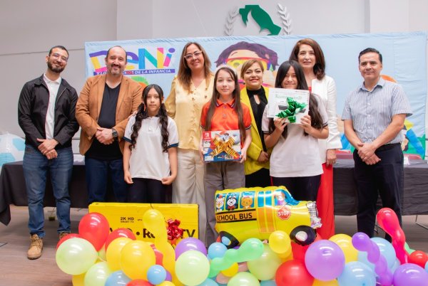 Premia CEDH a niñas y niños ganadores del concurso “Dibujando mis Derechos