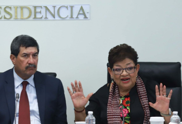 Ernestina Godoy promete una Fiscalía sin “colores partidistas” en presentación de Plan de Justicia en el Senado