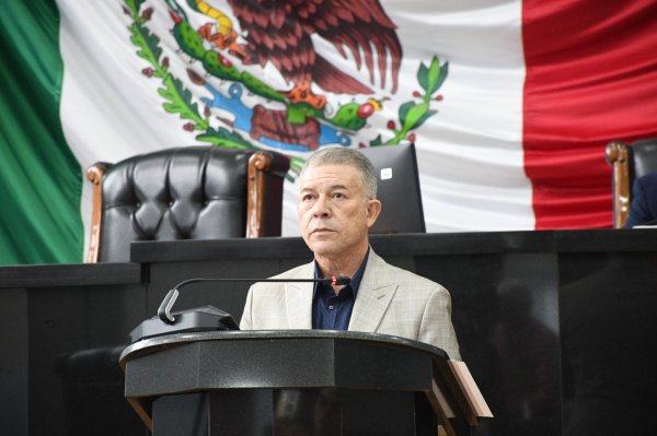 Debe reducirse o desaparecer el IEPS aplicable a los combustibles: Congreso