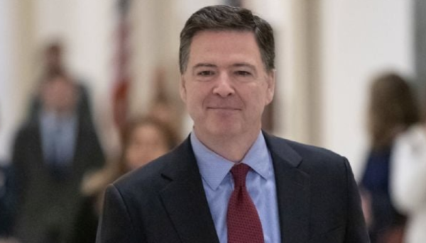 Gobierno de Trump vuelve a acusar a exdirector del FBI por supuesta “amenaza” en redes