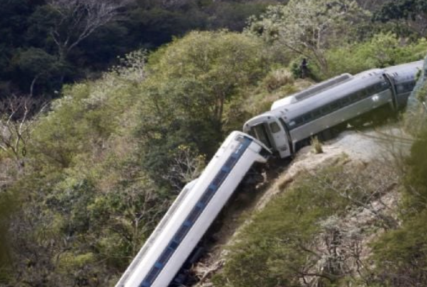 Sheinbaum evalúa quitar curvas al Tren Interoceánico para evitar nuevos accidentes