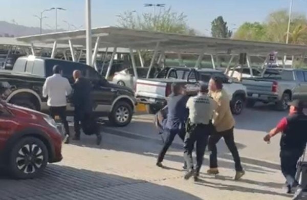 Tribunal exculpa a Eduardo Almeida de altercado con Corral en Aeropuerto