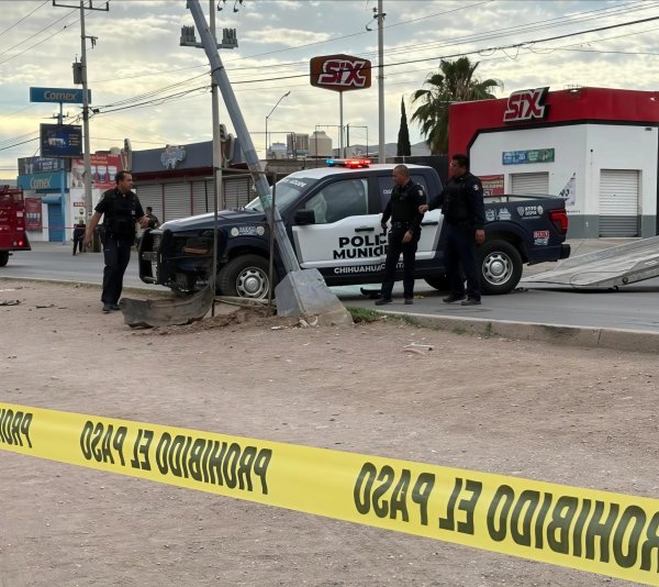 Vuelca patrulla de Dspm en la Eqqus