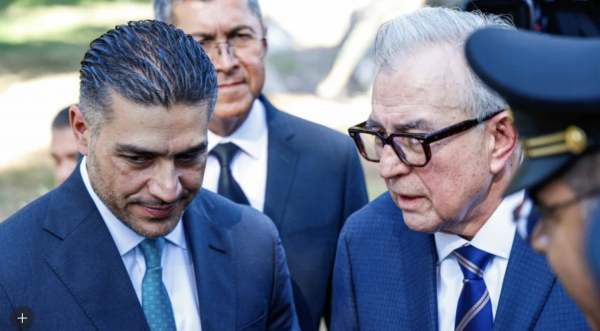 Rocha no quiere renunciar y en Palacio crece el temor a un operativo militar relámpago de EU para extraerlo como a Maduro