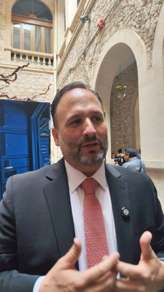 El chiste se cuenta solo: De la Peña tras señalamientos contra senador que pidió juicio a Maru Campos