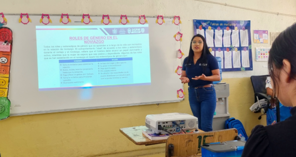 Acerca DSPM acciones de prevención de violencia a niñas, niños y familias de Villa Juárez