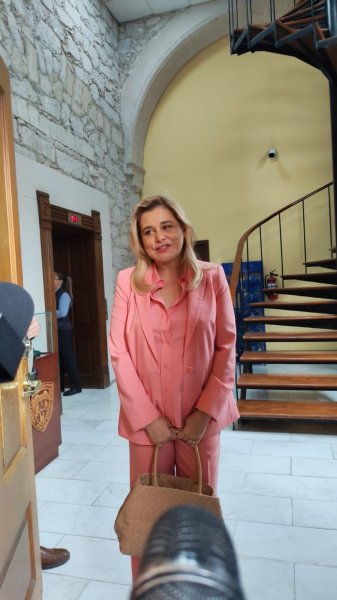 Llama Maru Campos a fortalecer la confianza en las instituciones