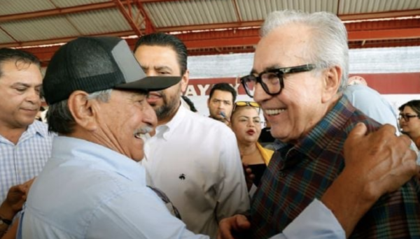 No voy a pedir licencia, advierte Rubén Rocha a la oposición