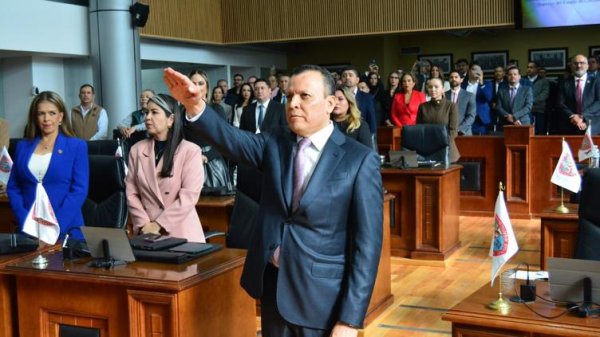 Cuauhtémoc Estrada a favor de otorgarle fuero al Auditor, Héctor Acosta