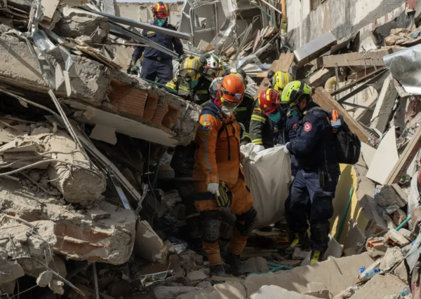 Van 314 muertos y 261 desaparecidos por terremoto en Colombia