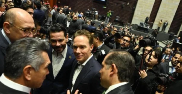 PVEM analiza diferentes propuestas sobre cambios en plurinominales en Reforma Electoral: Manuel Velasco