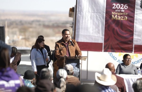 Encabeza Presidente Cruz Pérez Cuéllar regularización de Loma Blanca