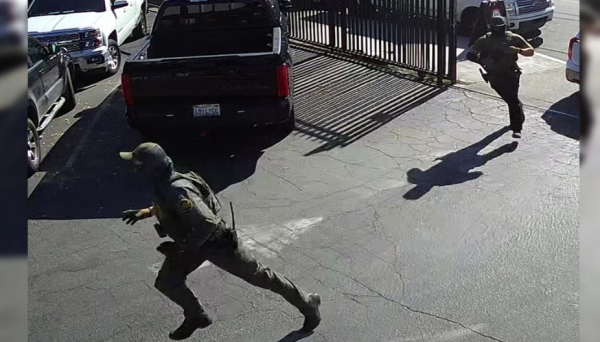 Iglesia de Los Ángeles acusa deportación de un mexicano tras irrupción del ICE en acto religioso