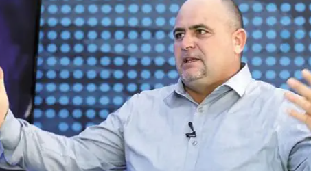 La mayoría de los chihuahuenses nunca ha votado porque les da asco el poder: Julián LeBaron