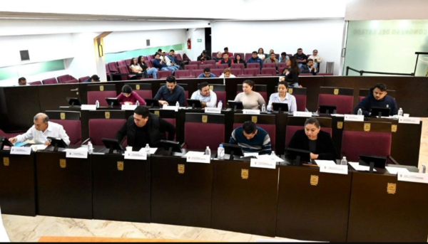 Reinstalación del fuero para diputados en Campeche frena represalias de Layda Sansores